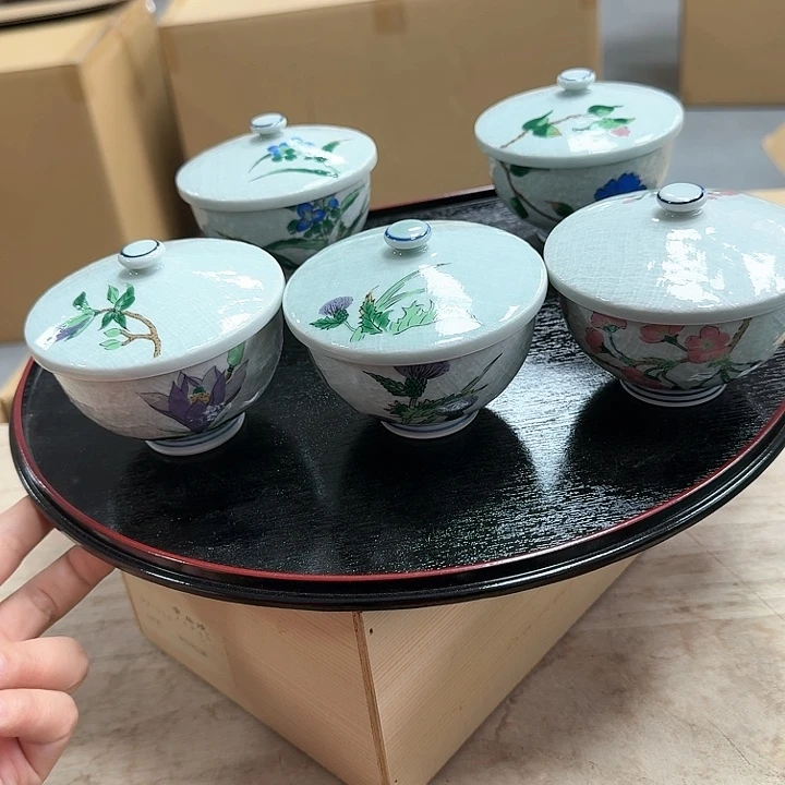 精品瓷器。            