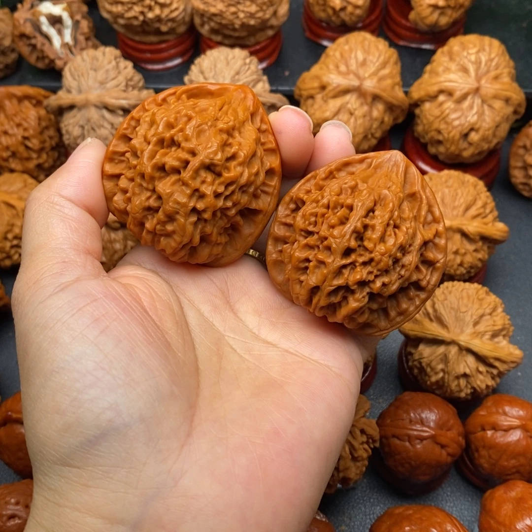 卢***哥文玩核桃把件46官帽