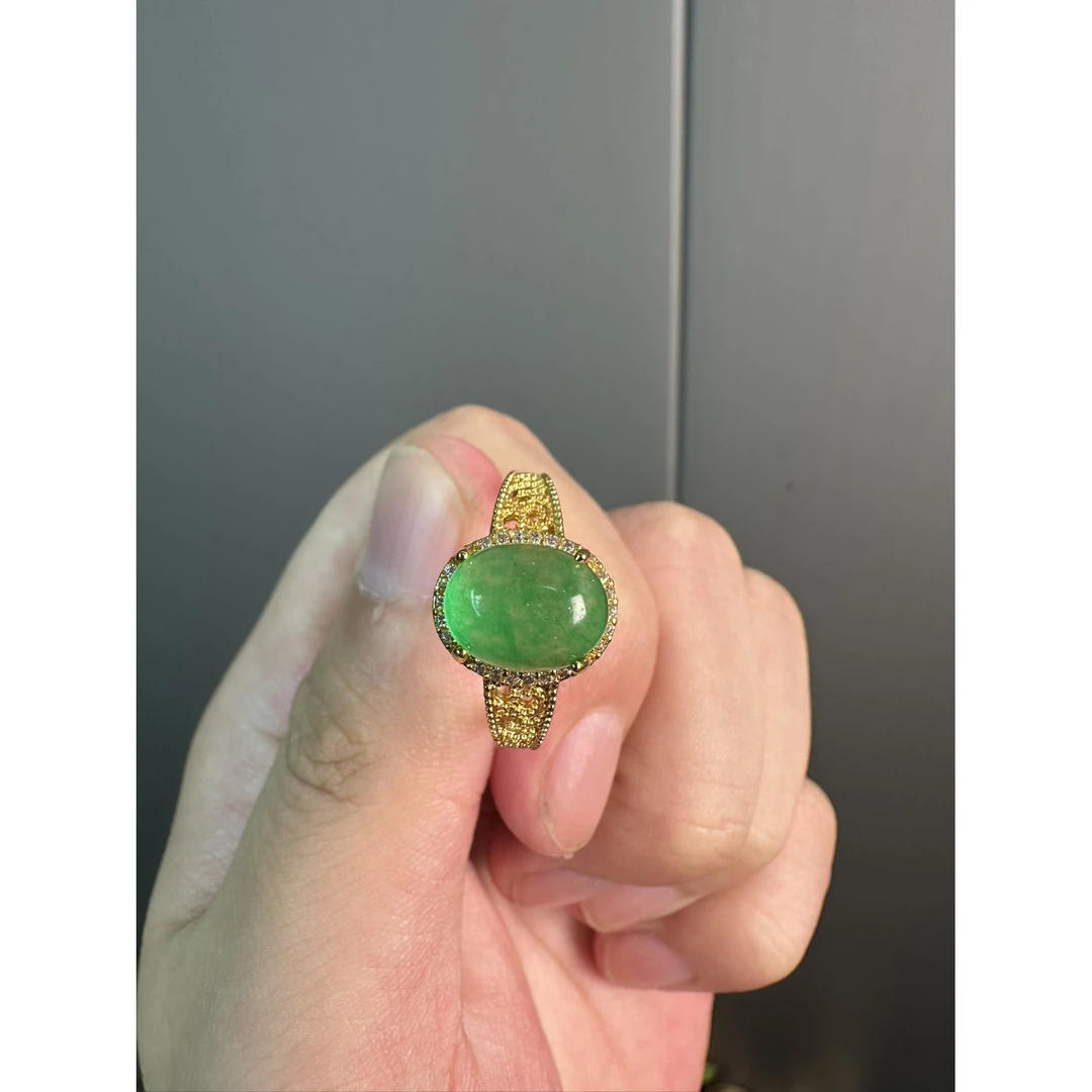 翡翠14k设计款镂空雕刻大蛋面戒指