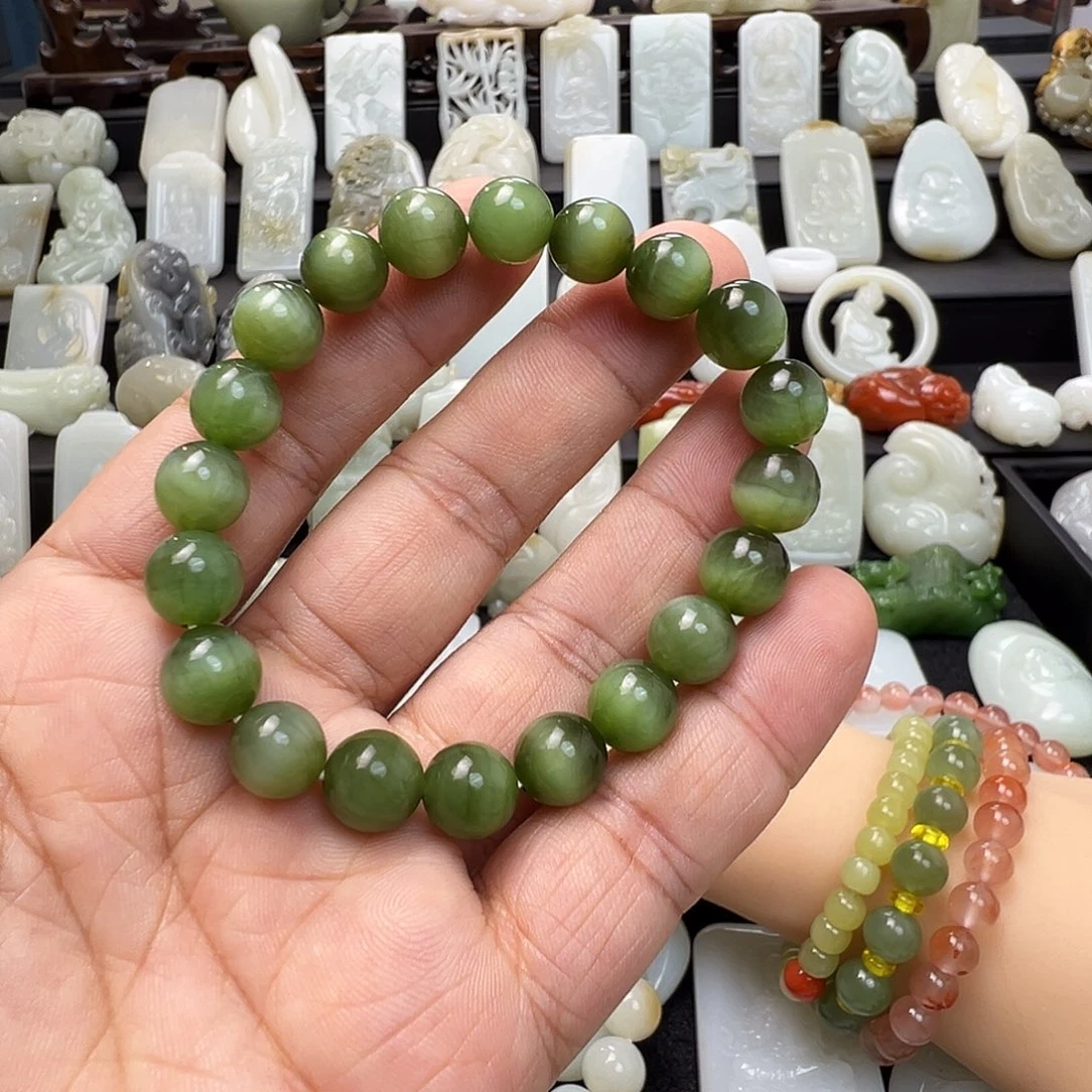 丁***！和田玉（碧玉）未镶嵌颈饰