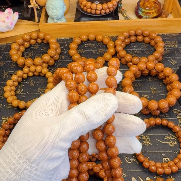 一***…桃核手串10尺寸大挂