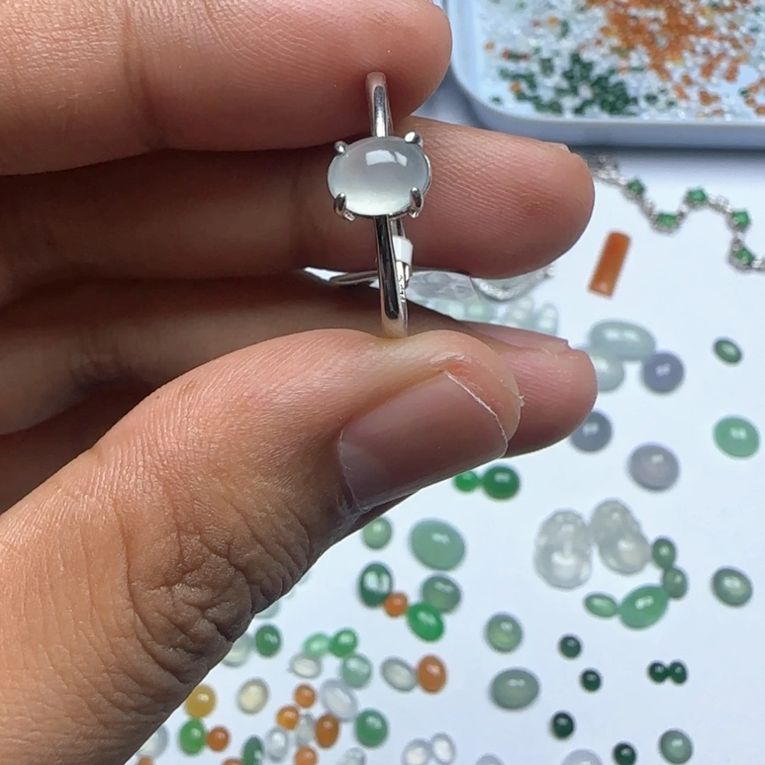 翡翠戒指银S925镶嵌缅甸天然翡翠