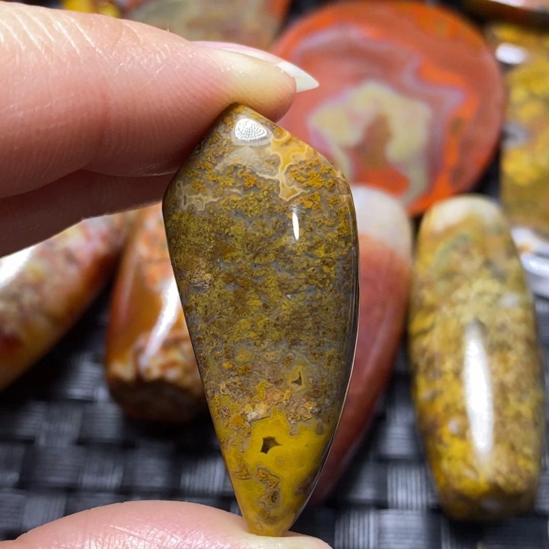 玛瑙/玉髓颈饰未镶嵌