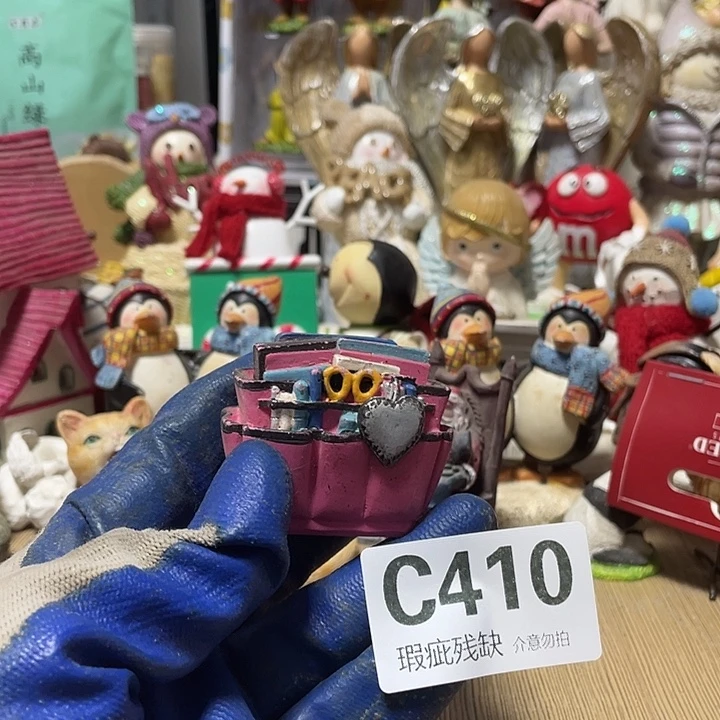 L***n摆件孤品老货微瑕瓷