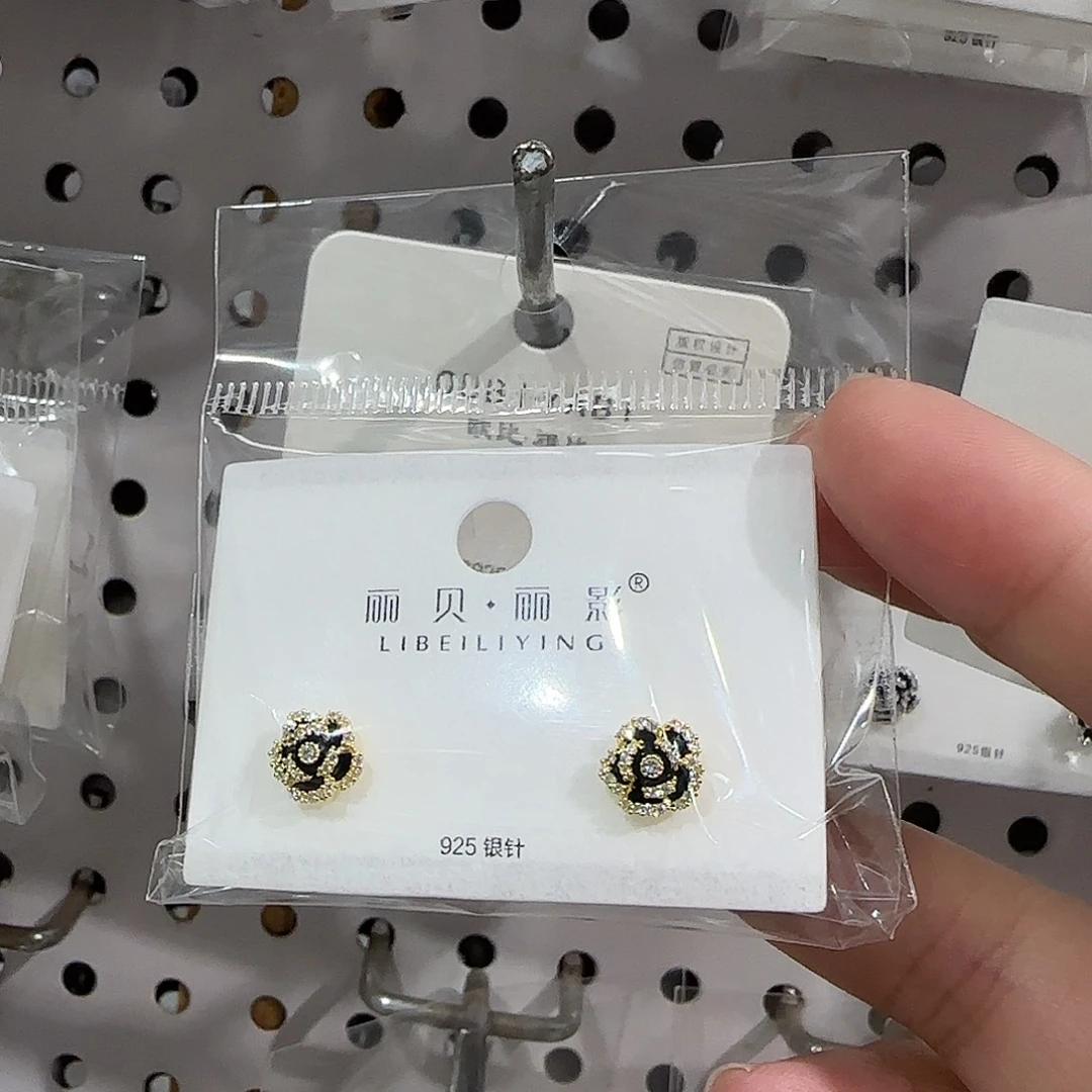 锆石纯铜合金金色耳钉