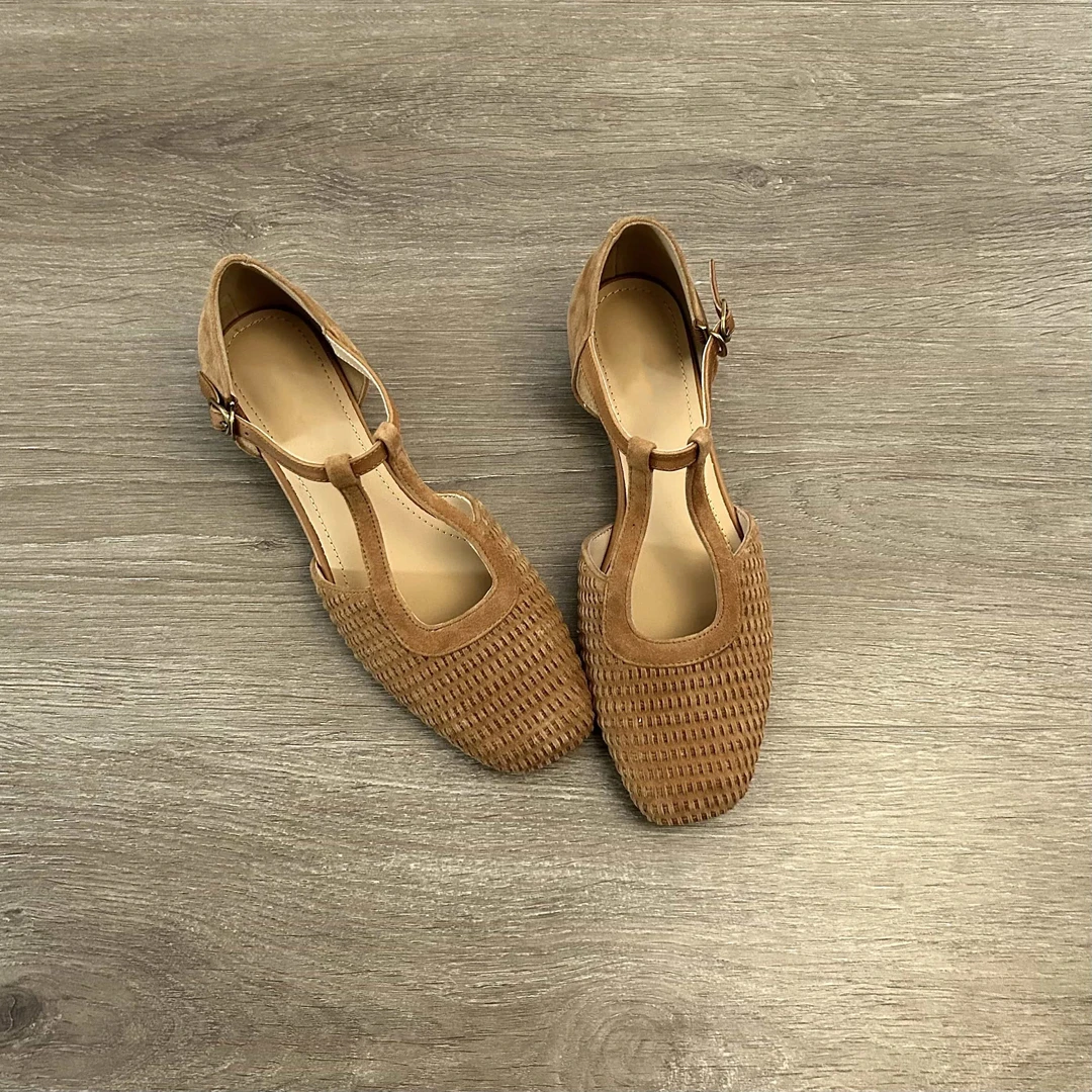 旗舰版~法式方头编织夏季新款小跟休闲度假百搭一字带包头凉鞋女