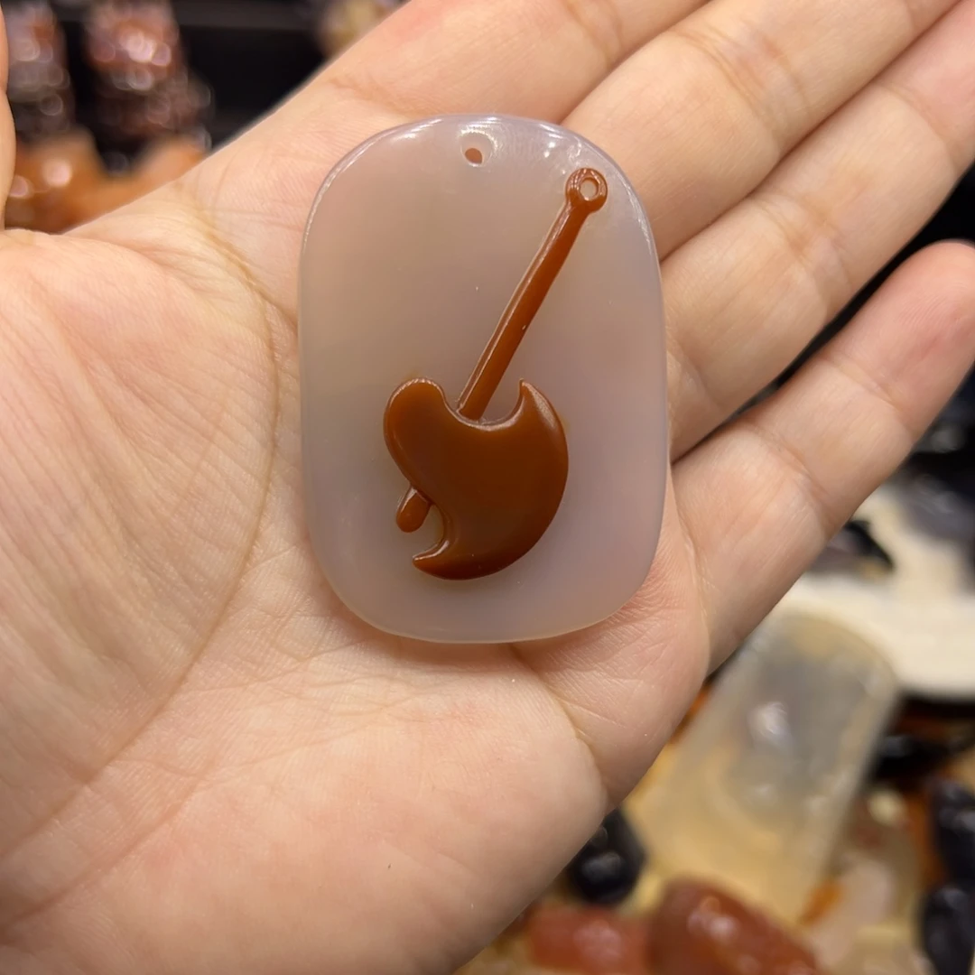 玛瑙/玉髓未镶嵌手玩摆件斧子挂牌