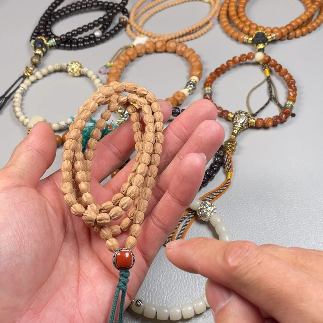 吊坠柏香籽/百香籽。。。。。。。。。。。。。