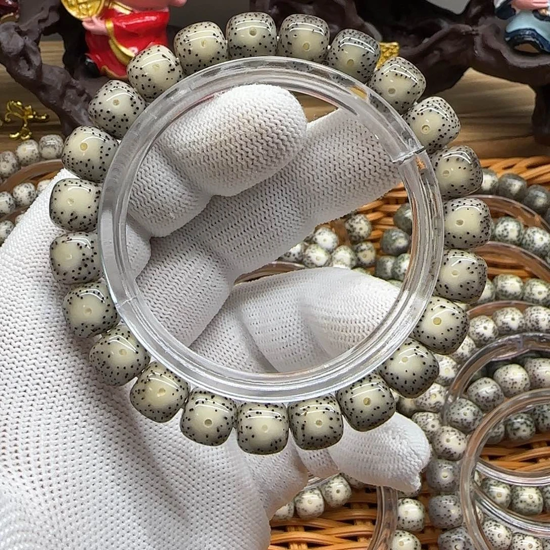 吊坠星月菩提卡10灰冰大眼