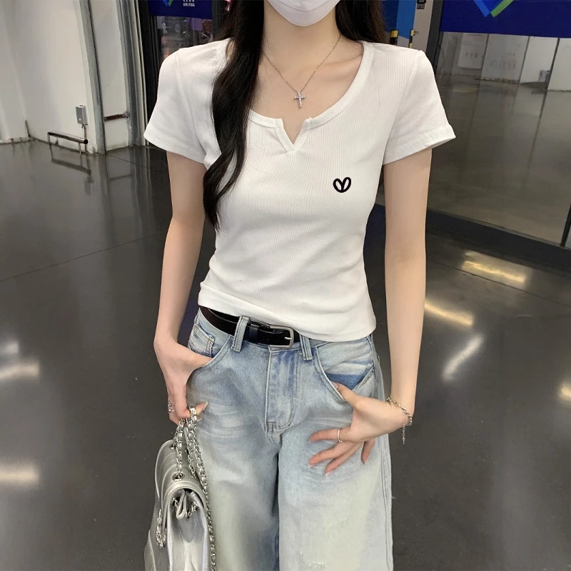 2025新款小v领短袖正肩t恤女设计感显瘦辣妹穿搭夏特别漂亮上衣潮