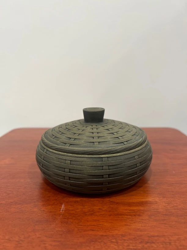 歙砚济源坑鱼籽砚/-竹编砚