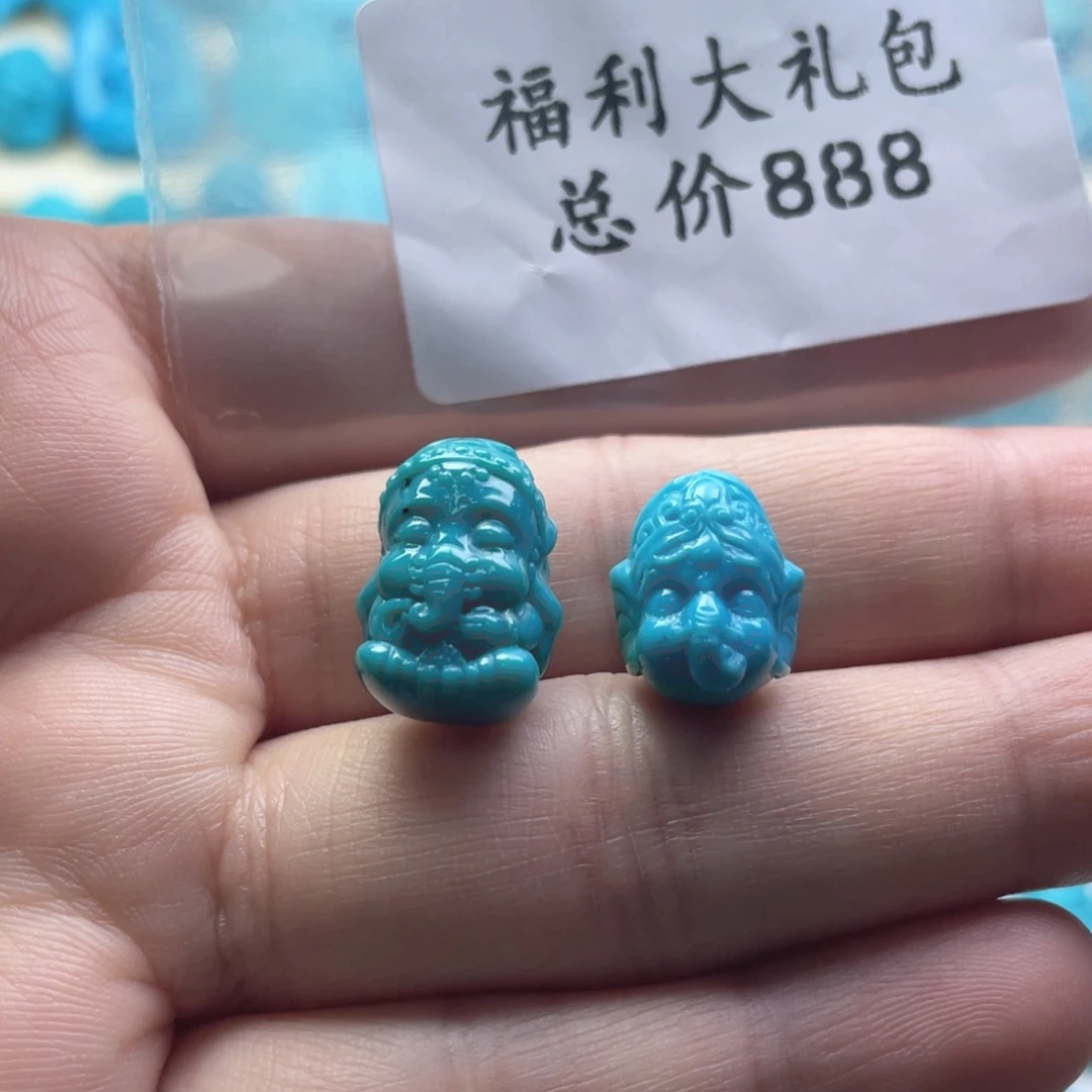 绿松石未镶嵌天然原矿绿松石雕刻件