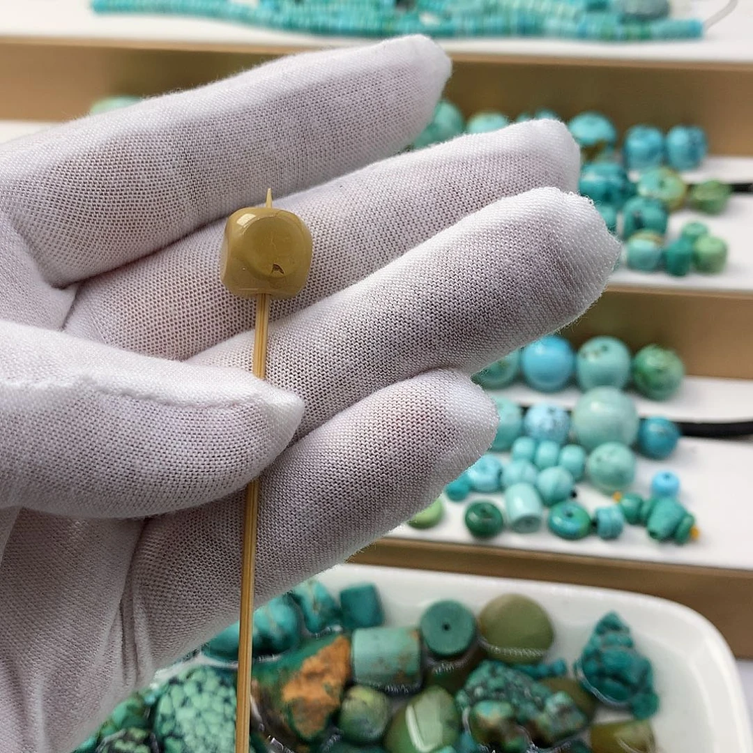 绿松石未镶嵌挂件