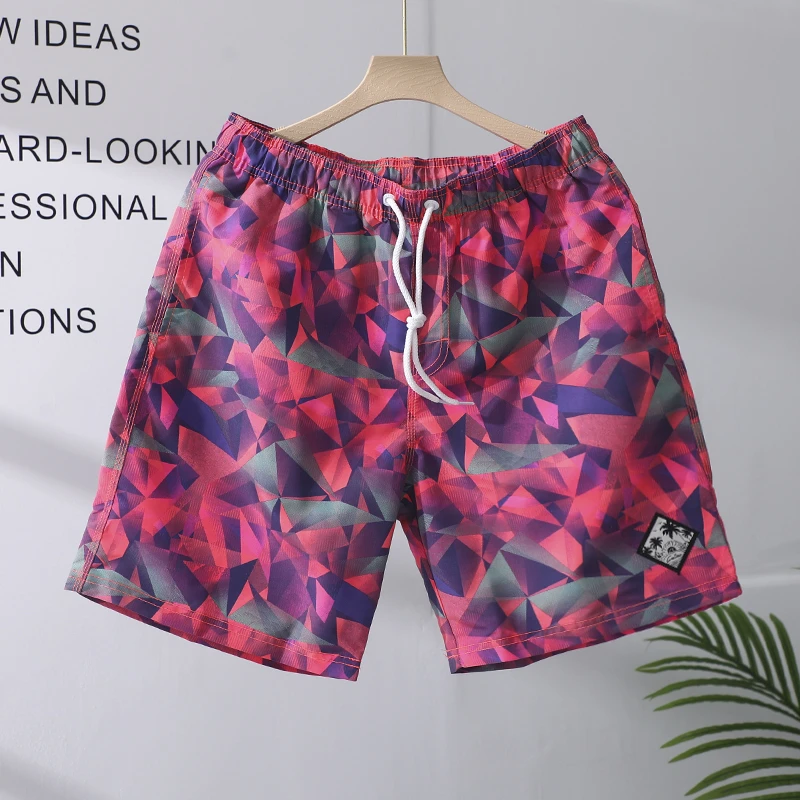 防尴尬男士沙滩裤夏季新款男士玫瑰红休闲短裤男款冰丝大码外穿