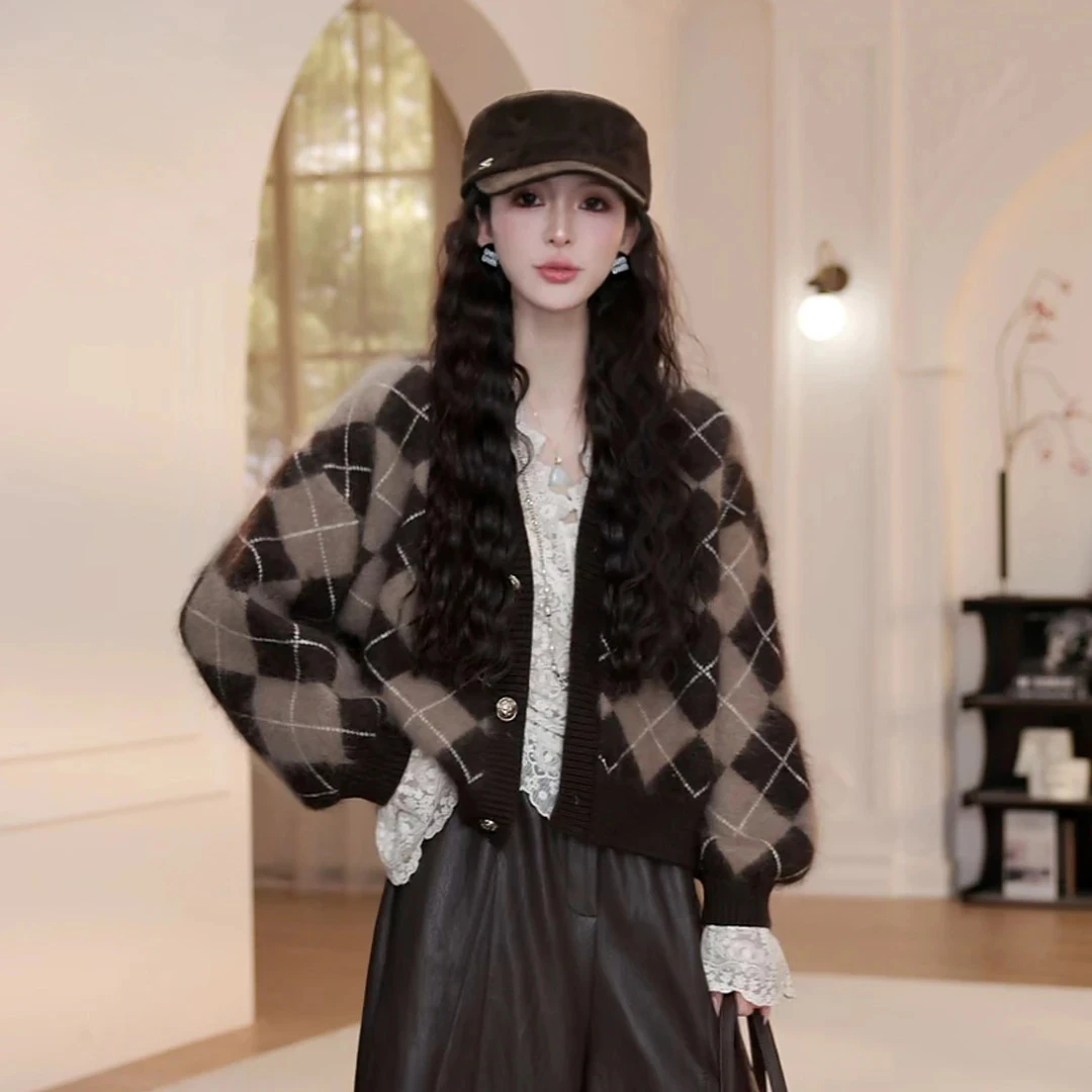 秋冬新款棱形格毛衣长袖外套宽松显瘦百搭时尚高级洋气开衫上衣女