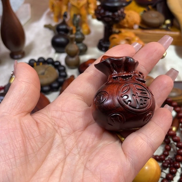 维腊木（绿檀）宸*1111