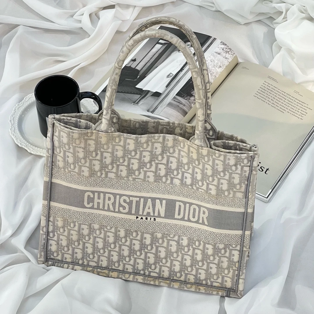 95新 DIOR/迪奥 灰色老花tote手提包/2599