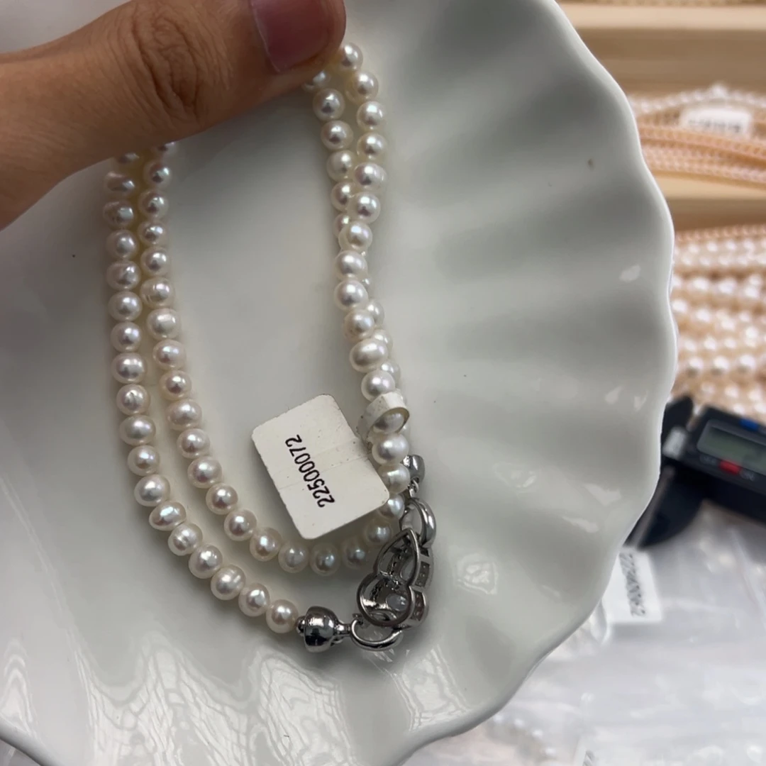 淡水珍珠颈饰未镶嵌