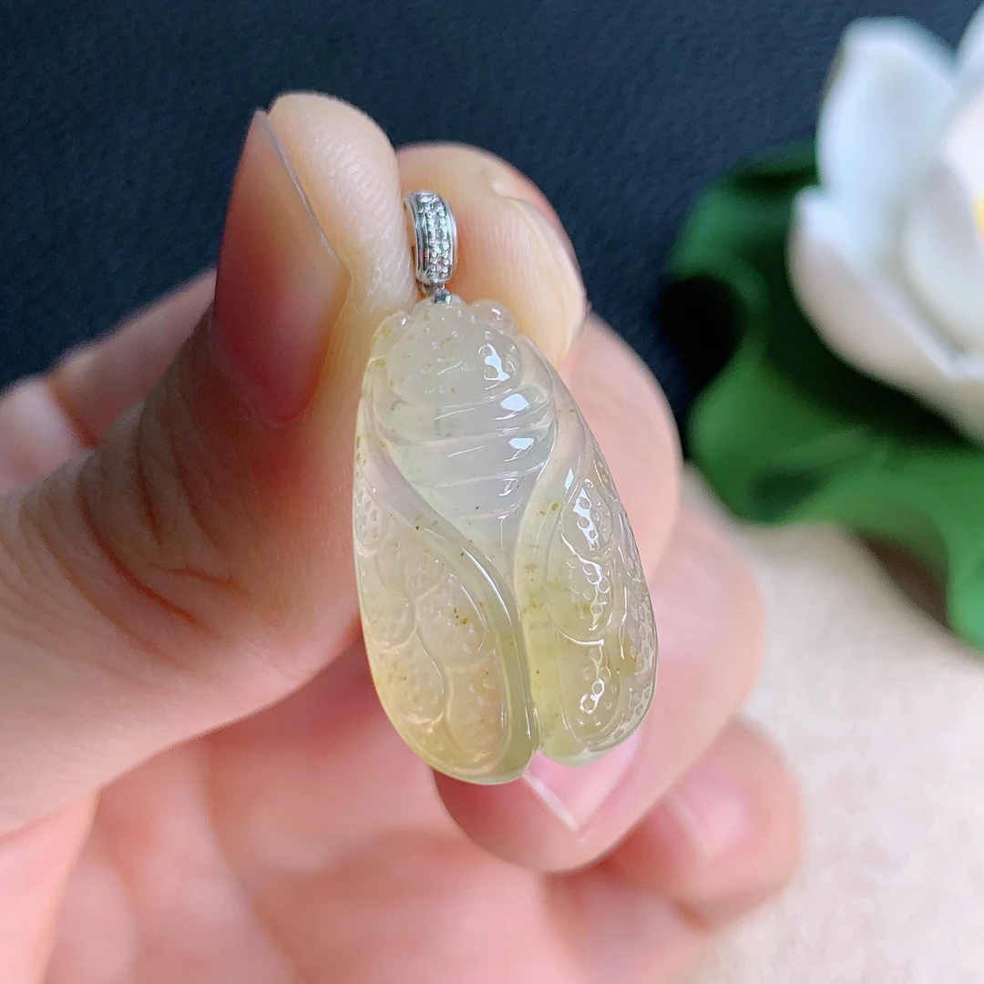 缅甸天然翡翠A货老坑冰种冰黄一鸣惊人吊坠精品时尚24.7*13.9*5.2
