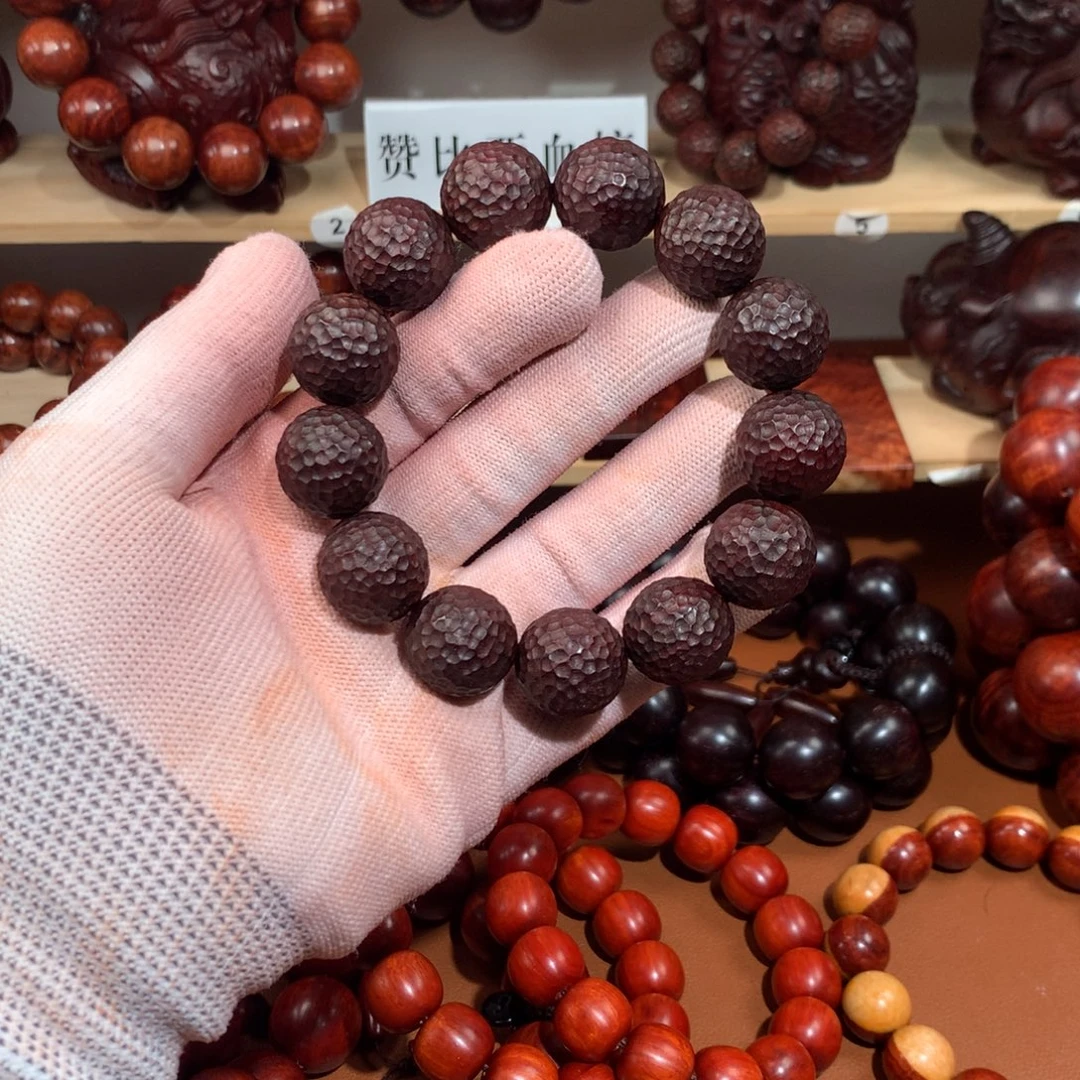 染料紫檀（血檀）1.8纯手工荔枝纹-多样性发其一