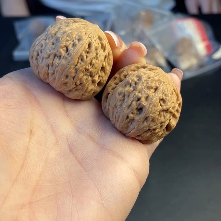 文玩核桃把件40以下铁锤38.9