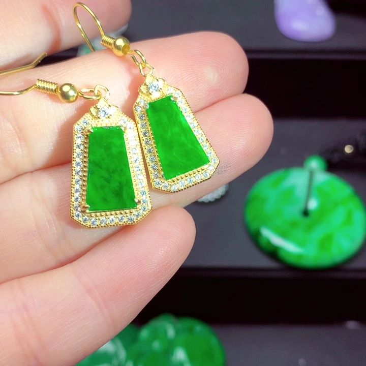 翡翠未镶嵌耳饰耳饰