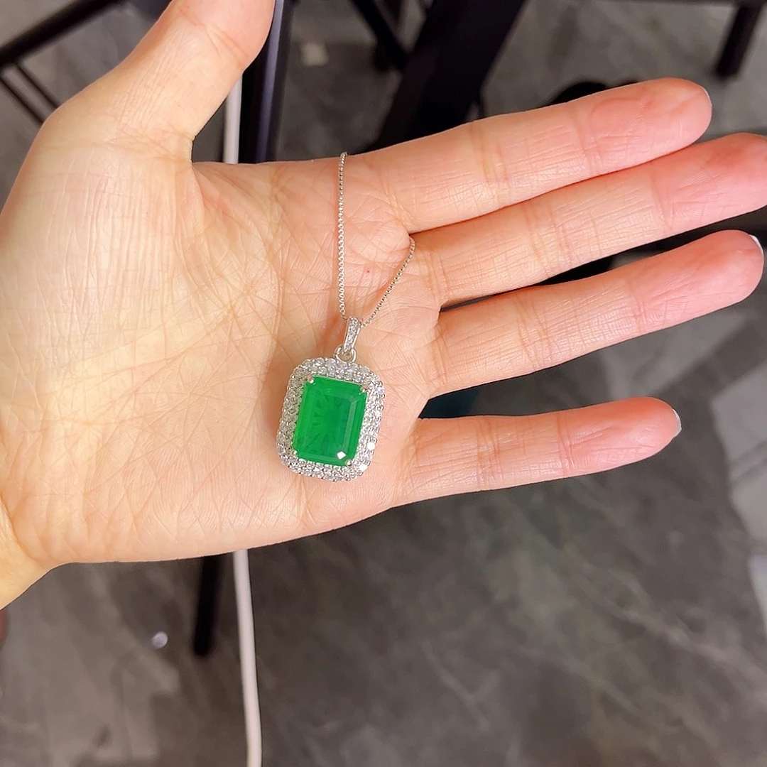 颈饰银S925镶嵌祖母绿