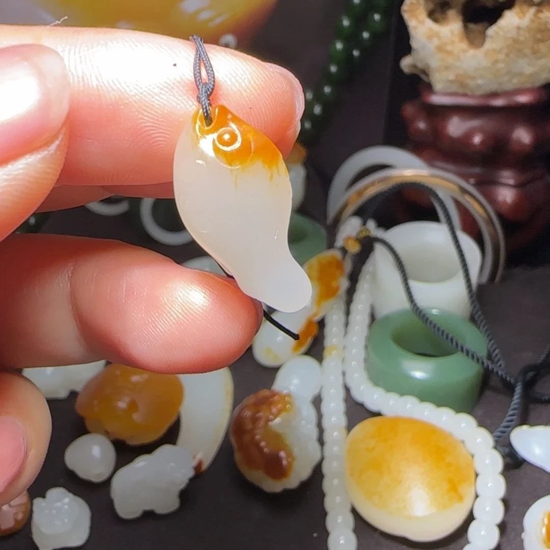 森***焱和田玉未镶嵌挂件