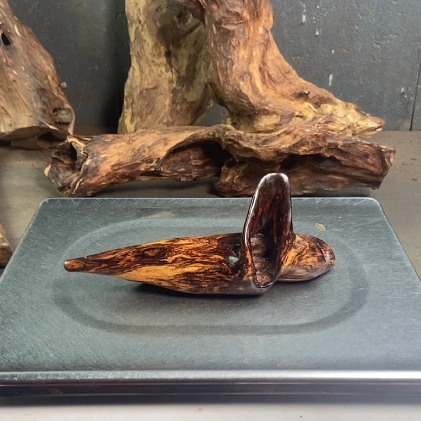 【闪购商品】黄花梨/降香黄檀腊**9