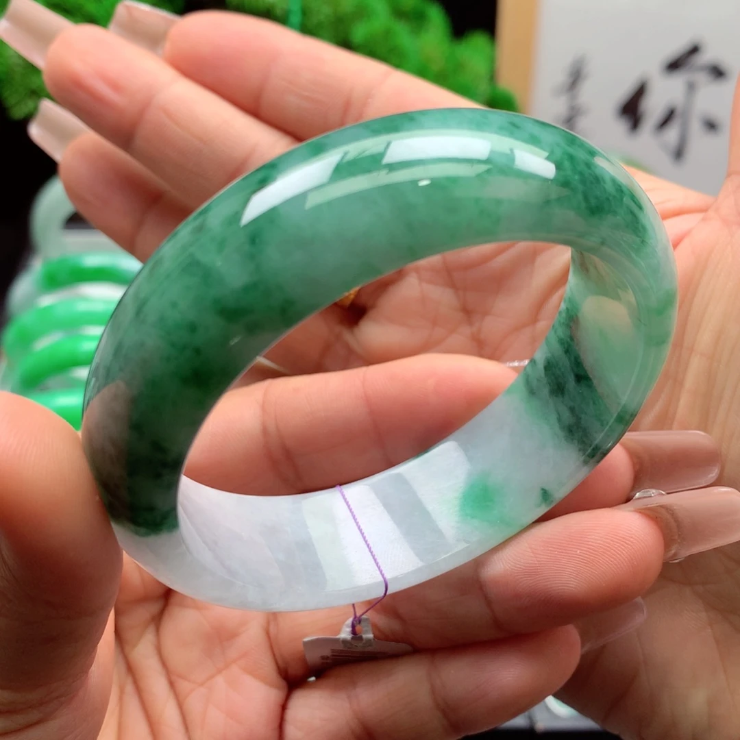 未镶嵌手镯翡翠缅甸