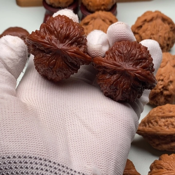 ****财核桃文玩核桃磨盘