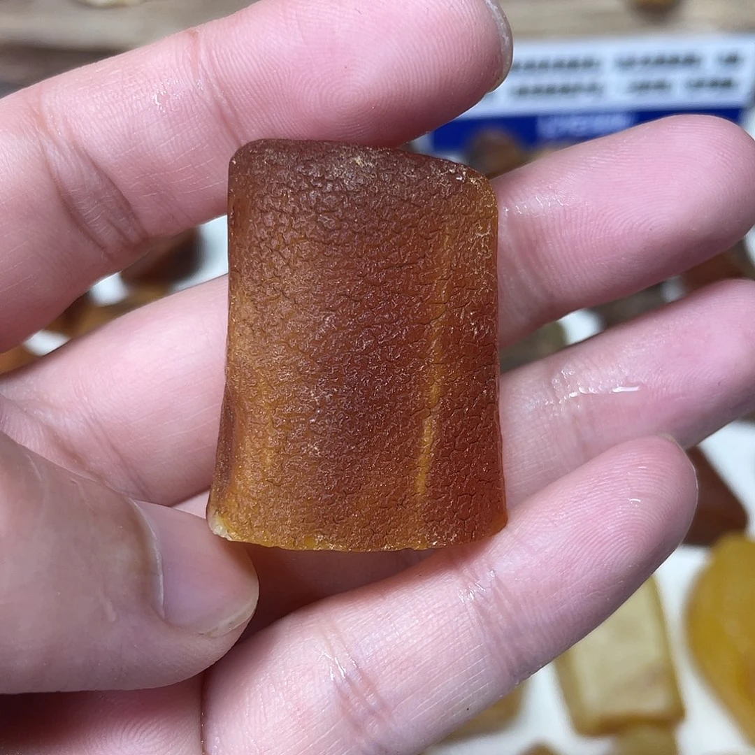 定制琥珀未镶嵌熊*原矿琥珀