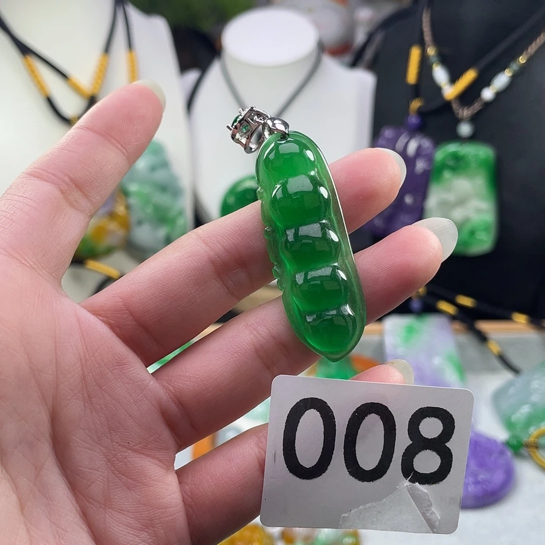吊坠(赠链)未镶嵌翡翠