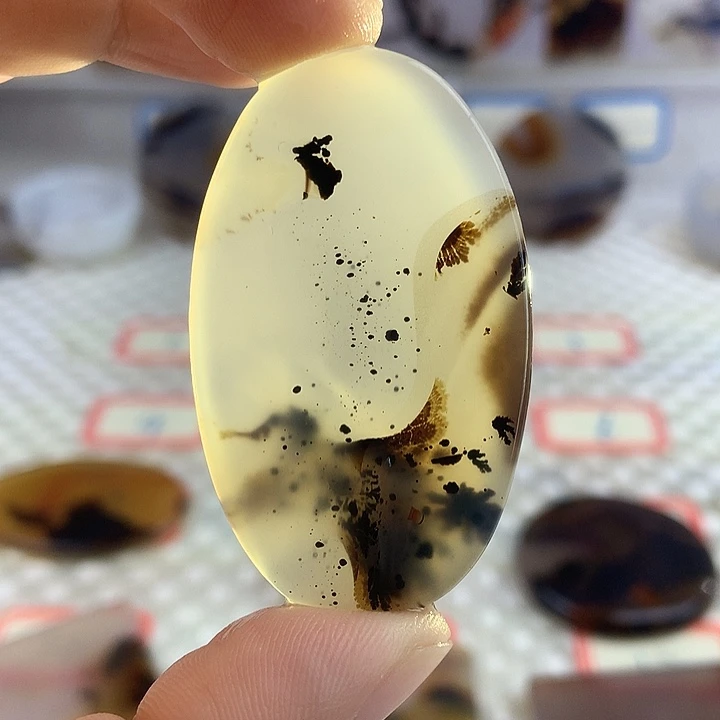 玛瑙/玉髓合金颈饰