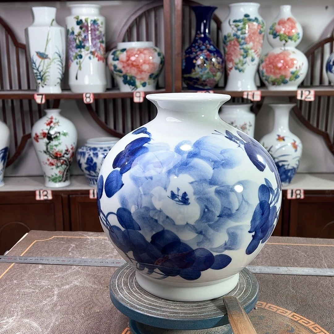 摆件景德镇陶瓷石青牡