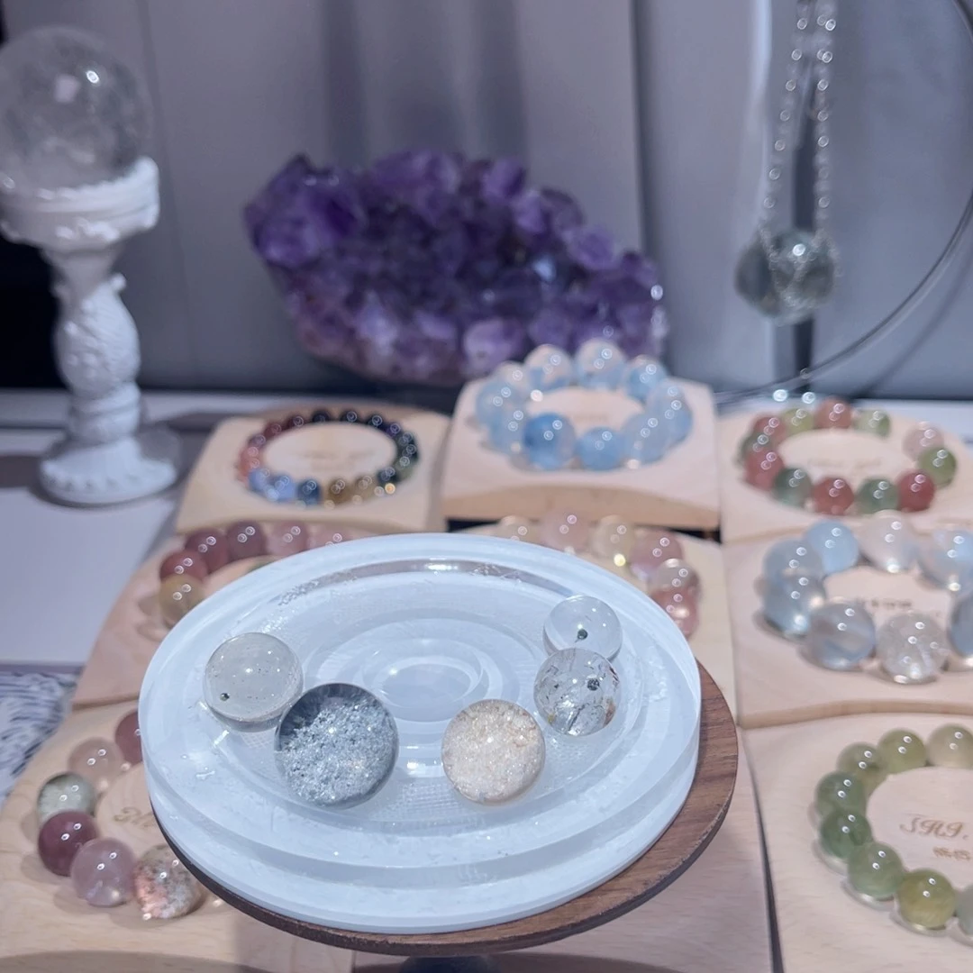 石膏制品乐由专拍