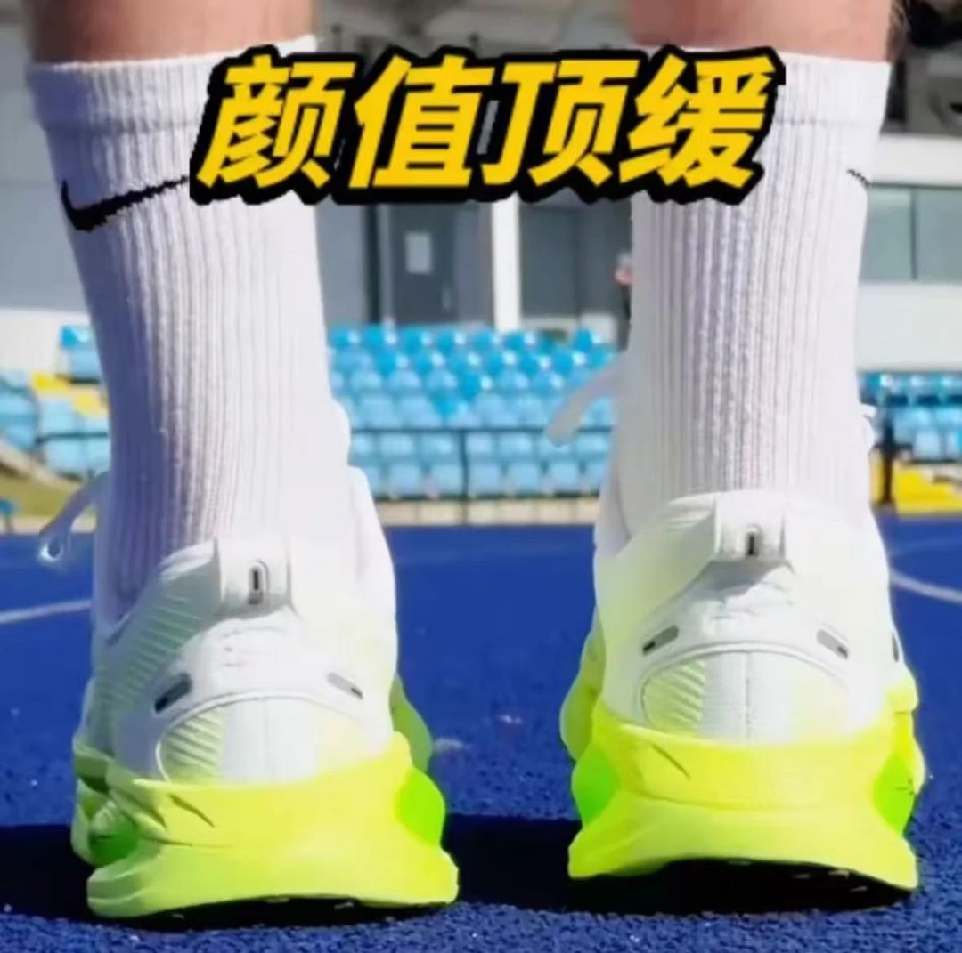 【运费险】断码V18正品男女情侣款透气百搭休闲运动鞋2