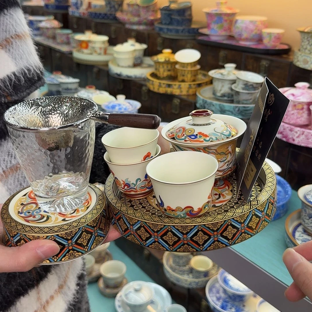 祝我们成为更好的人