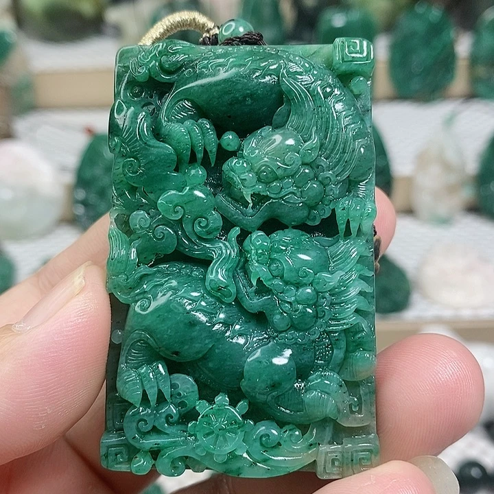 未镶嵌独山玉颈饰