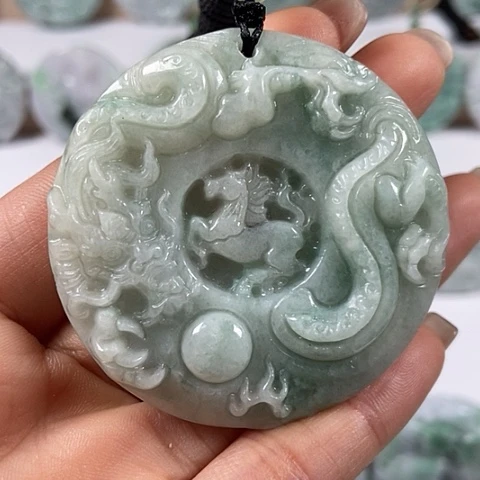 翡翠颈饰未镶嵌龙马精神两面工福利