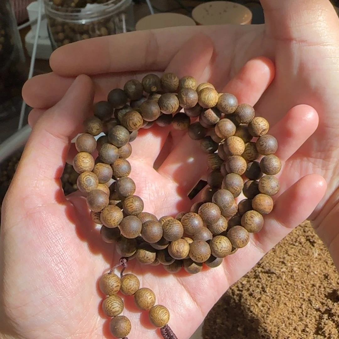 红***梦沉香碎屑沉香乌身圆叶多圈圆珠0.8/高货