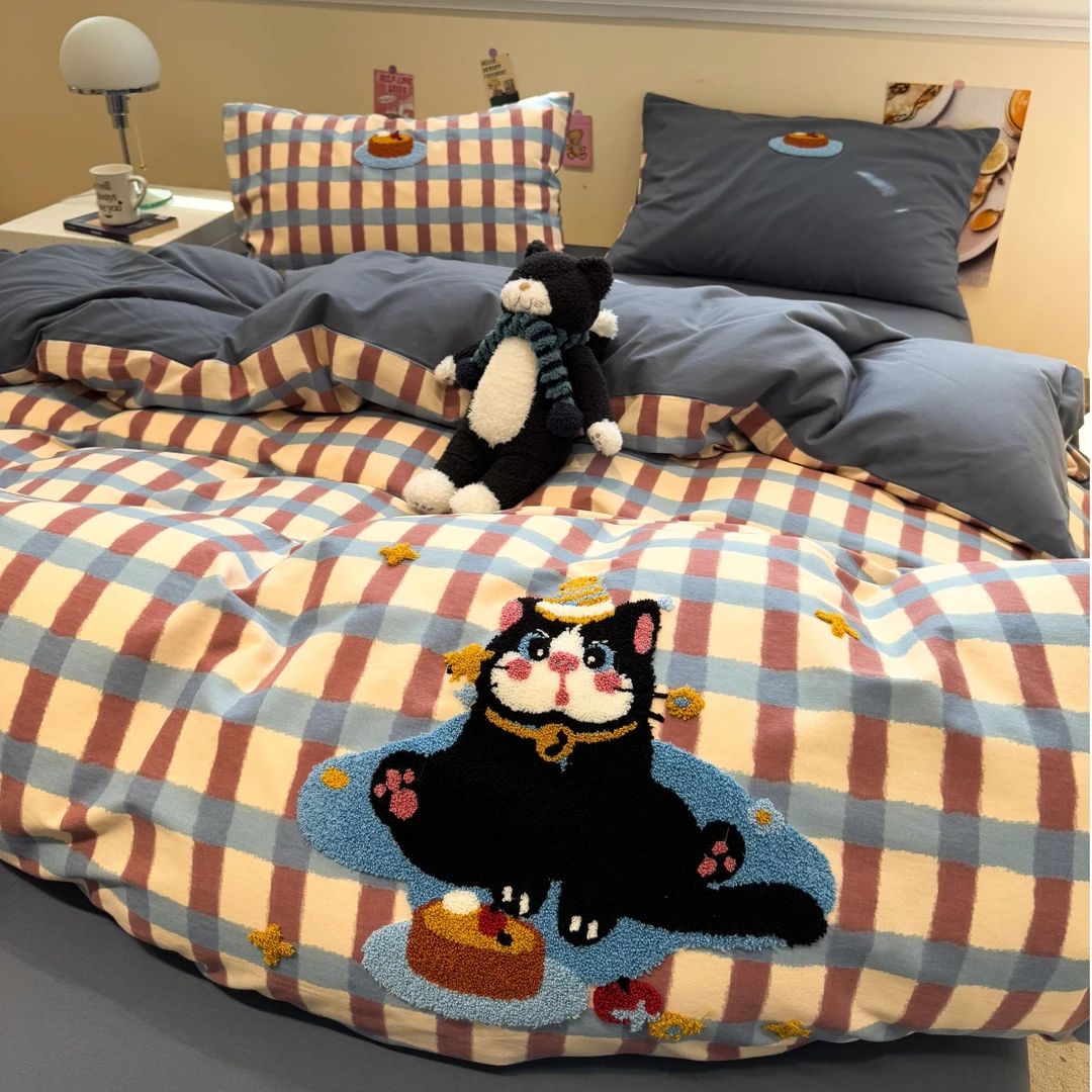 小玲子 黑猫蛋糕  秋冬全棉加厚磨毛套件 刺绣工艺 可爱卡通风