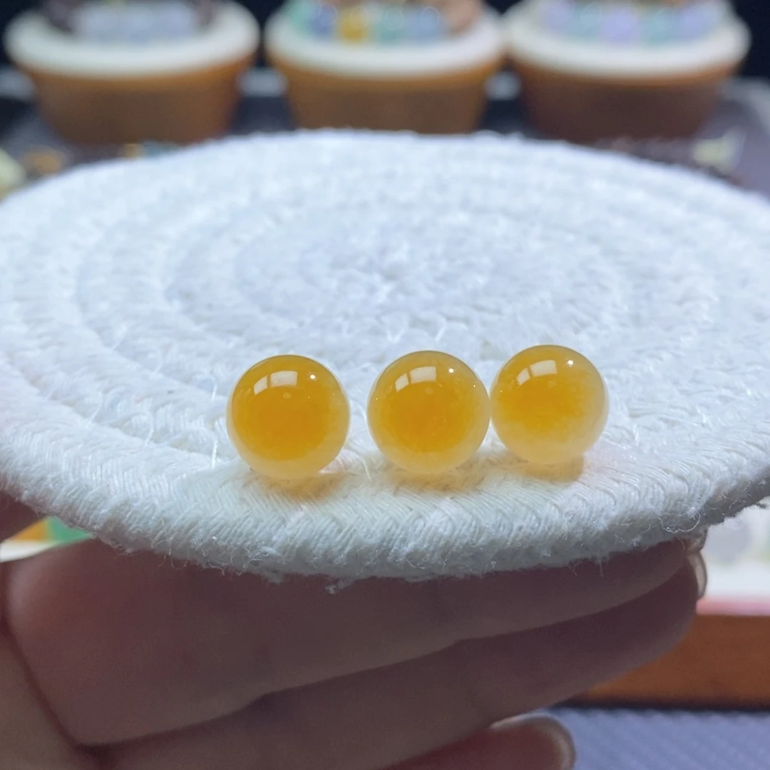 翡翠未镶嵌颈饰冰黄卡10+单颗价