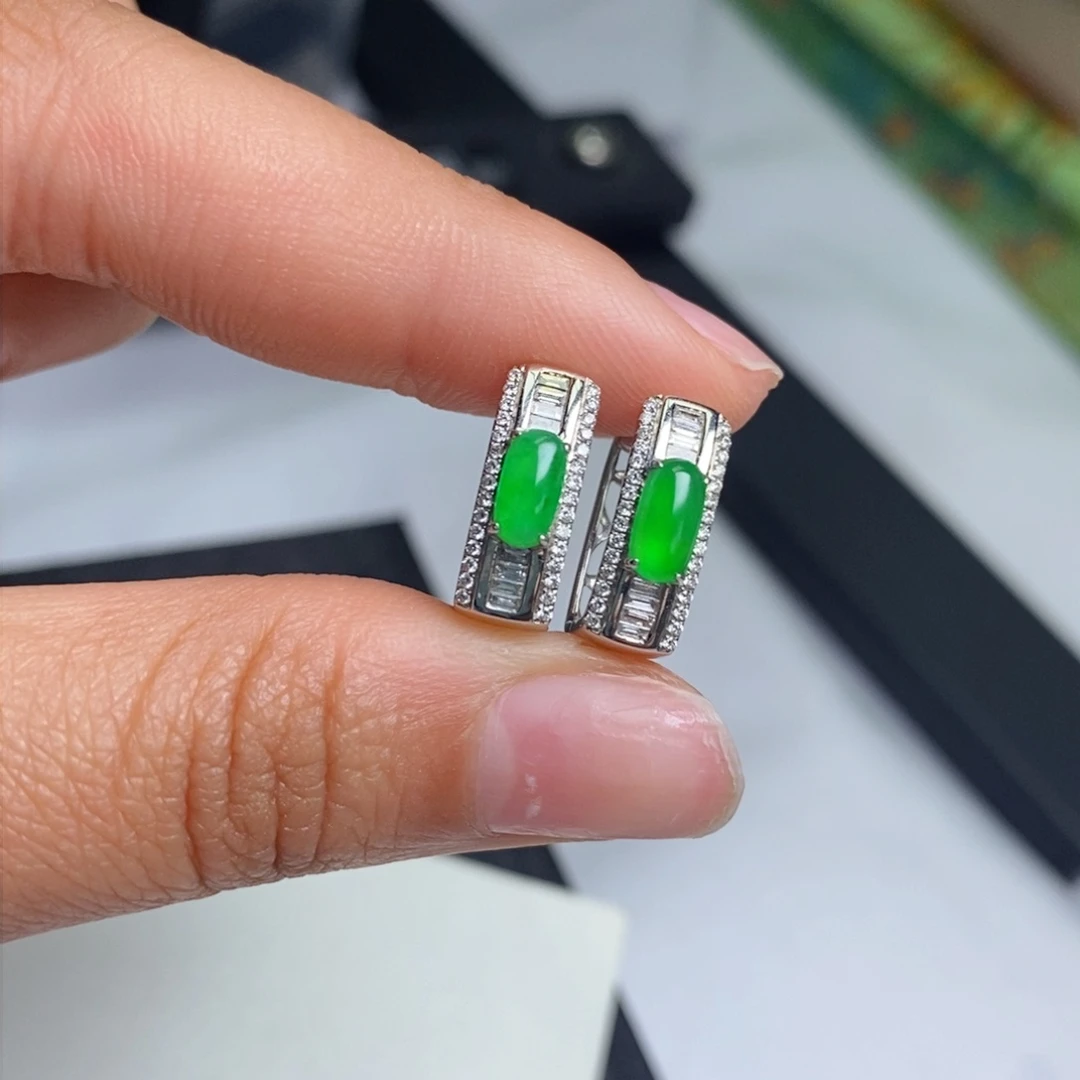 翡翠耳饰18K金镶嵌设计款方形耳包