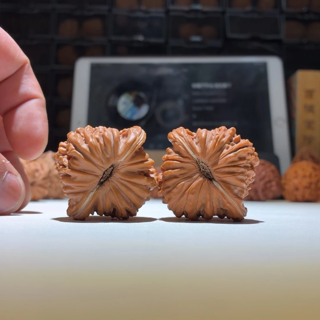 文玩核桃把件四座楼42