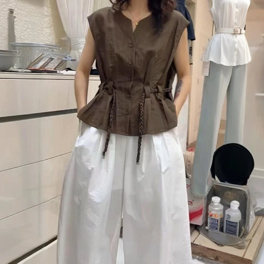 时尚无袖休闲裤搭配的气质显瘦职场通勤套装