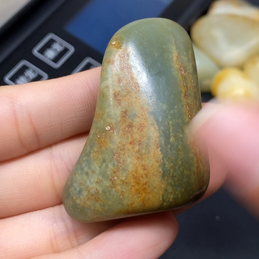 和田玉（糖玉）未镶嵌挂件