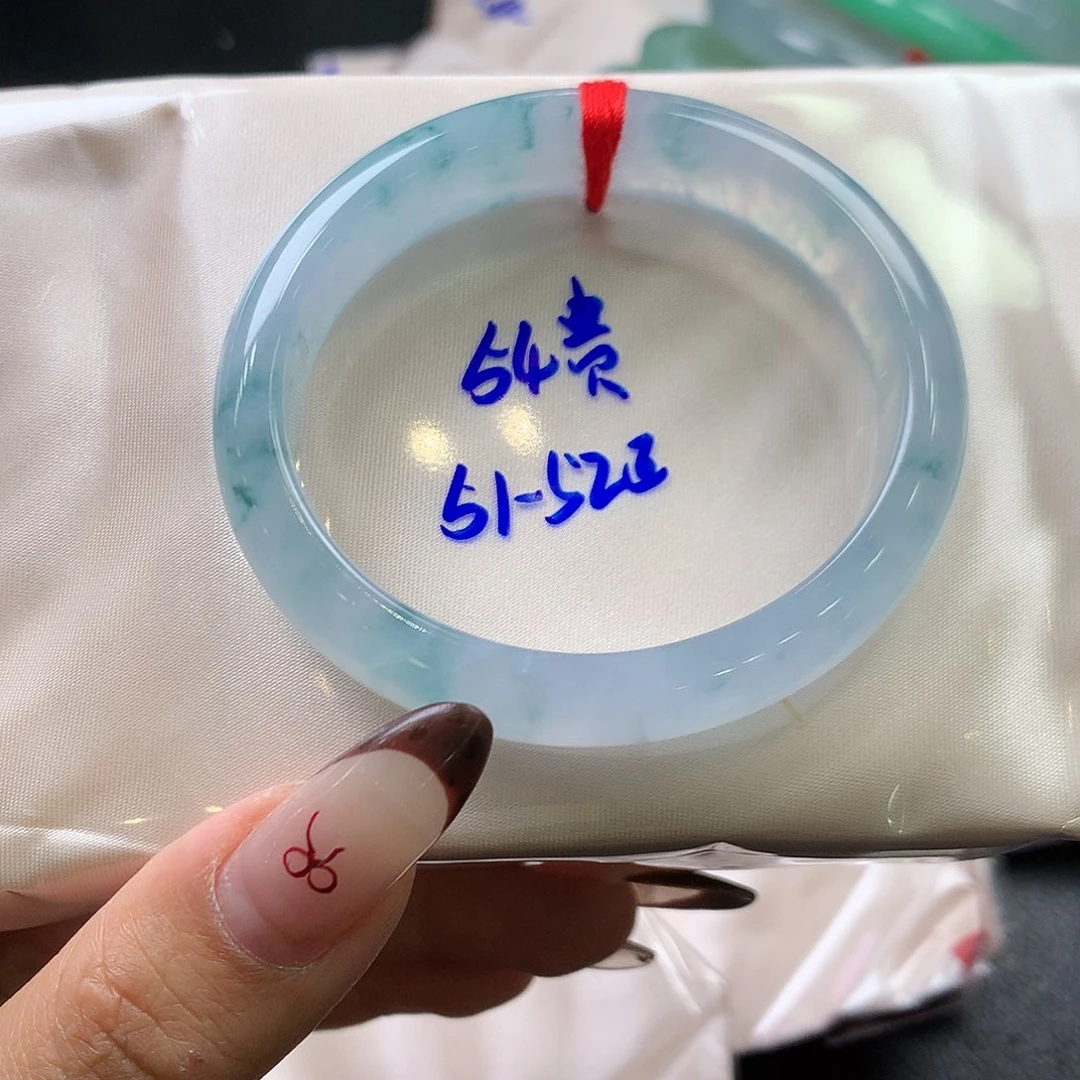 翡翠未镶嵌手镯（贵妃镯）71号