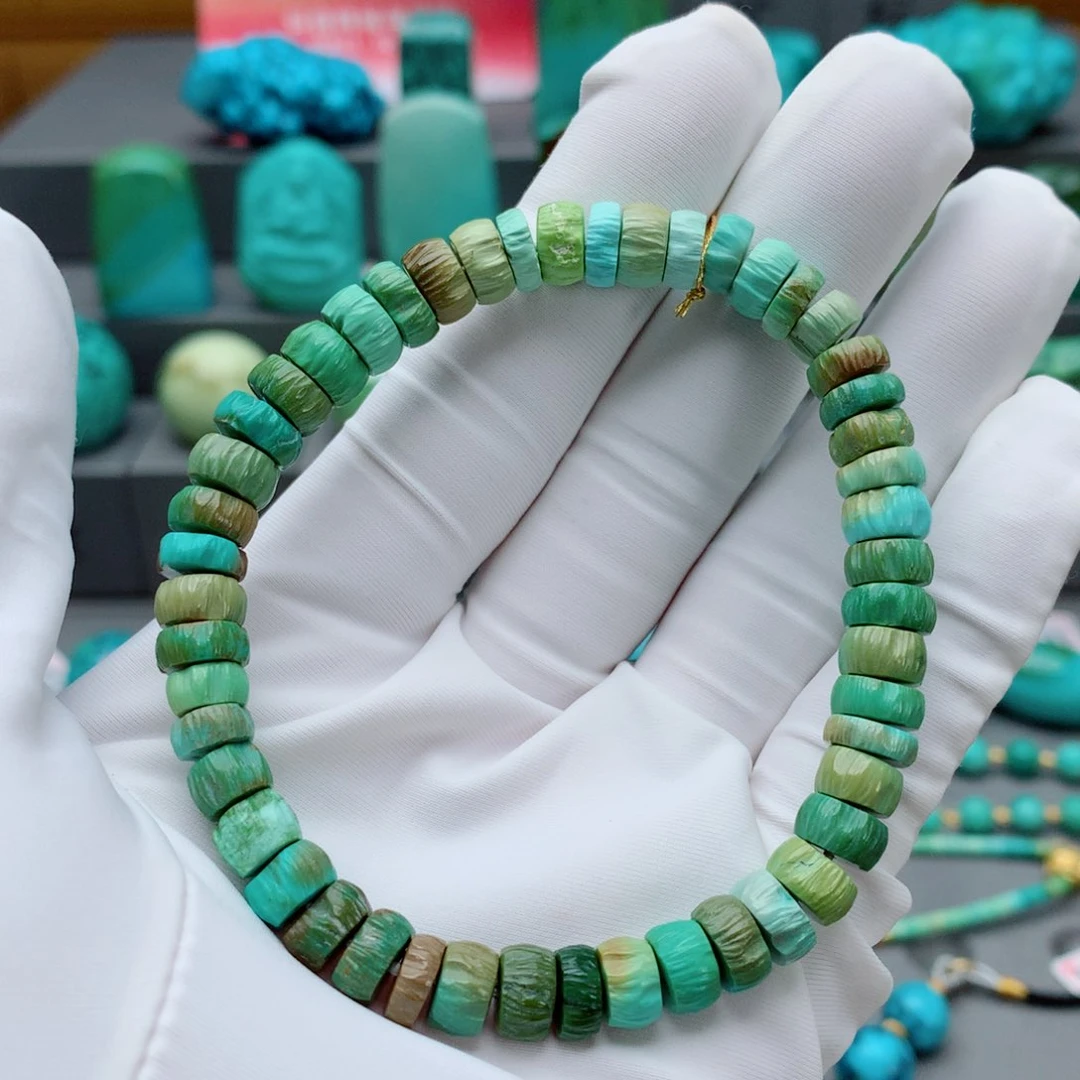 绿松石配饰未镶嵌