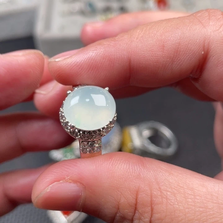 翡翠未镶嵌戒指缅甸天然翡翠